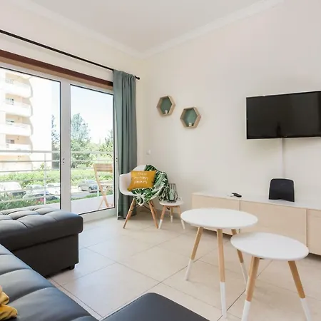 Mrs. Cátia Apartamento